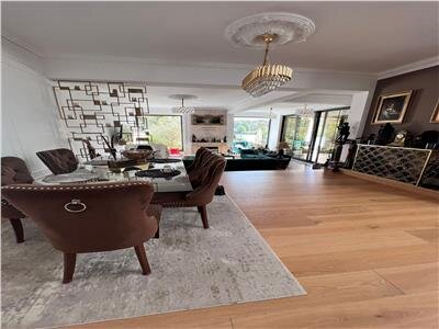 Corbeanca, vanzare vila la lac