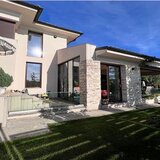 Corbeanca, vanzare vila la lac